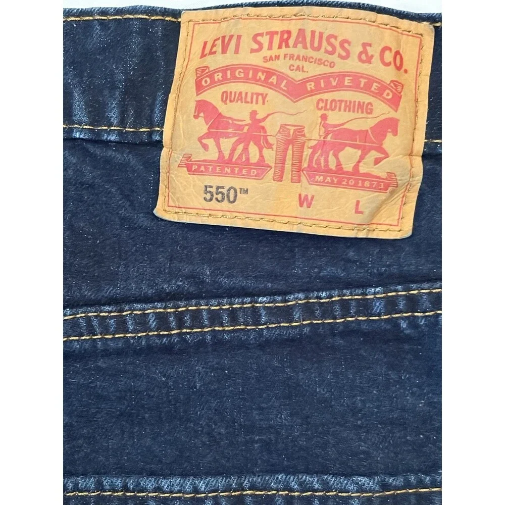 Levi's 550 Jeans Men's 50x29 (Actual 48x26) Blue Dark Wash Relaxed Fit Stretch